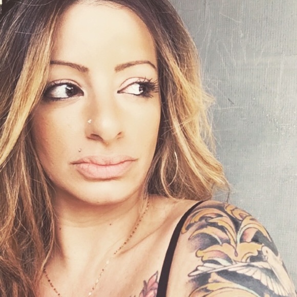 Melissa 🫶🏼 - Picture 2 of 3